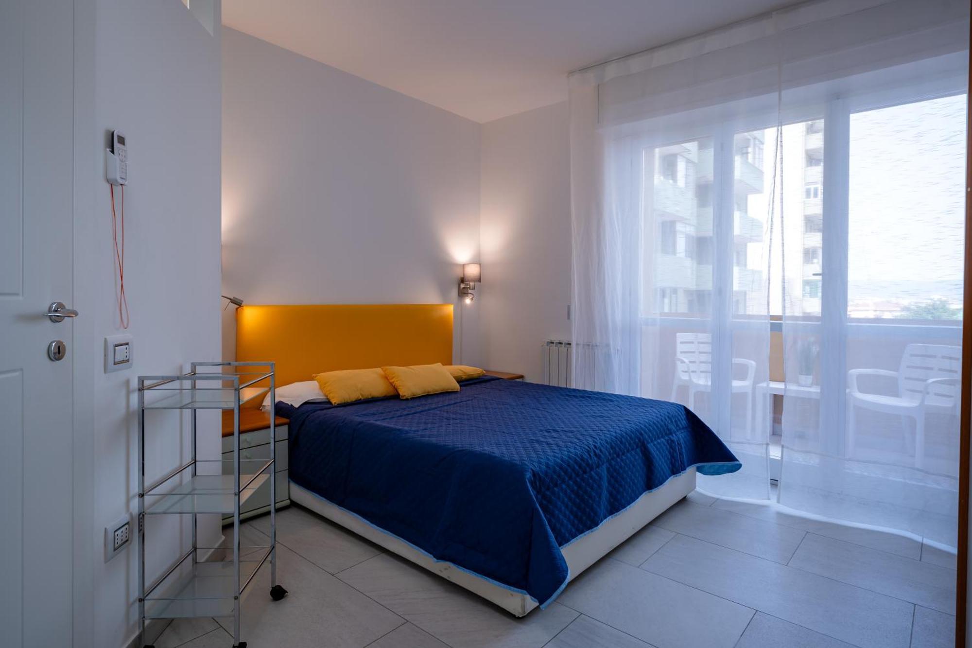 Kalbia Apartment Or Rooms Renovated, Functional, Intimate And More Cagliari Exteriör bild