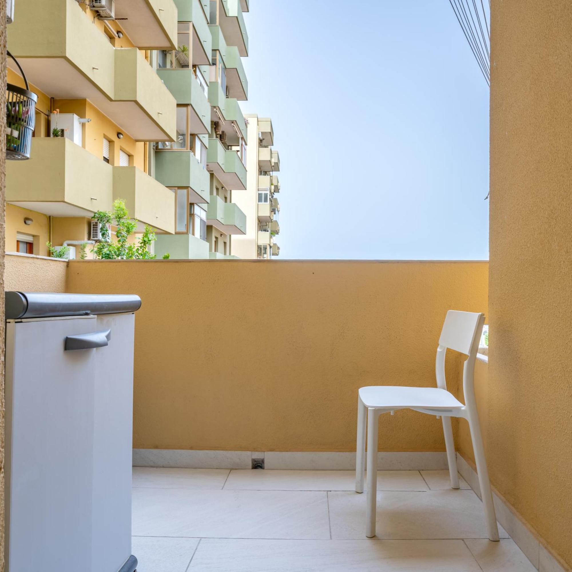 Kalbia Apartment Or Rooms Renovated, Functional, Intimate And More Cagliari Exteriör bild