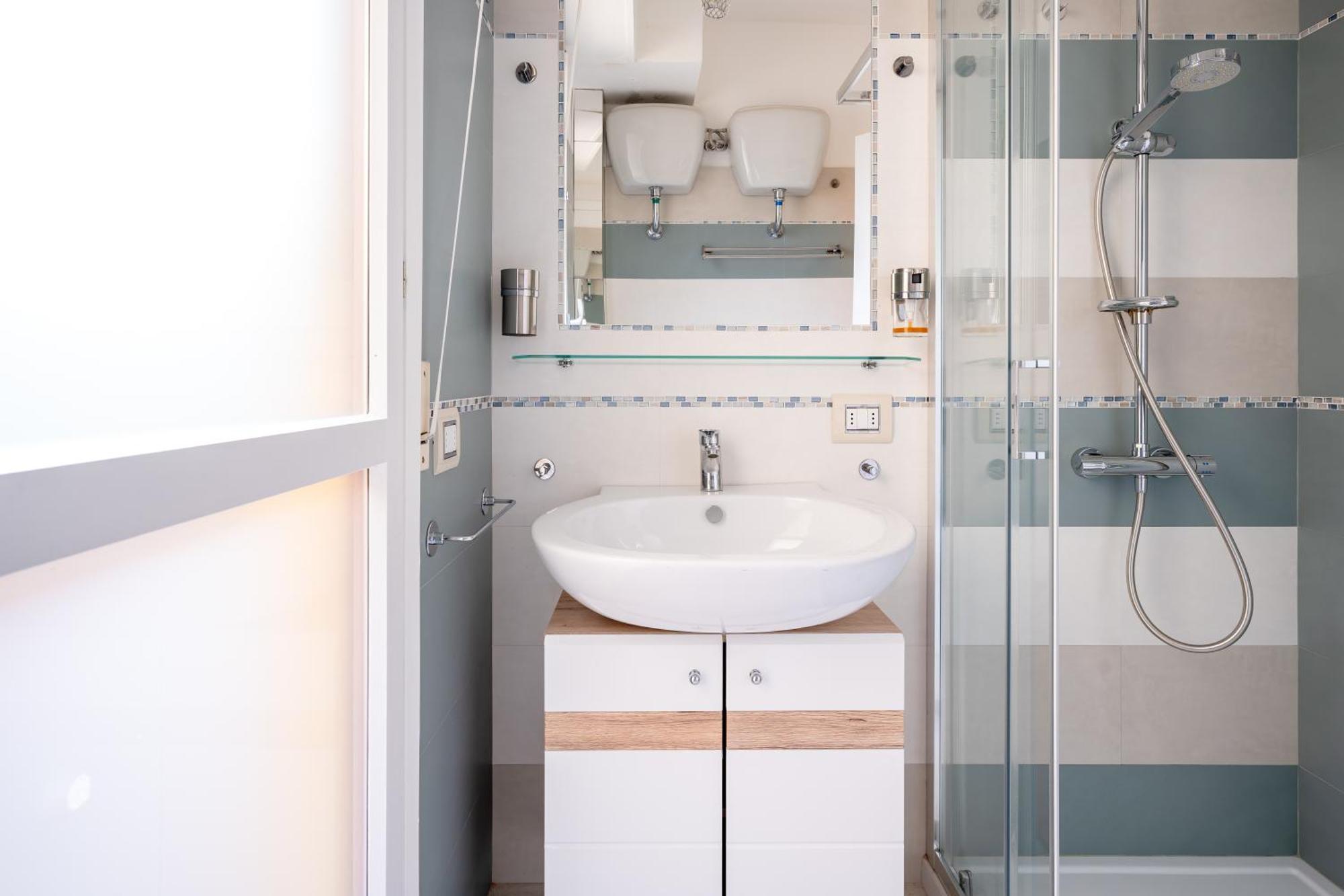 Kalbia Apartment Or Rooms Renovated, Functional, Intimate And More Cagliari Exteriör bild