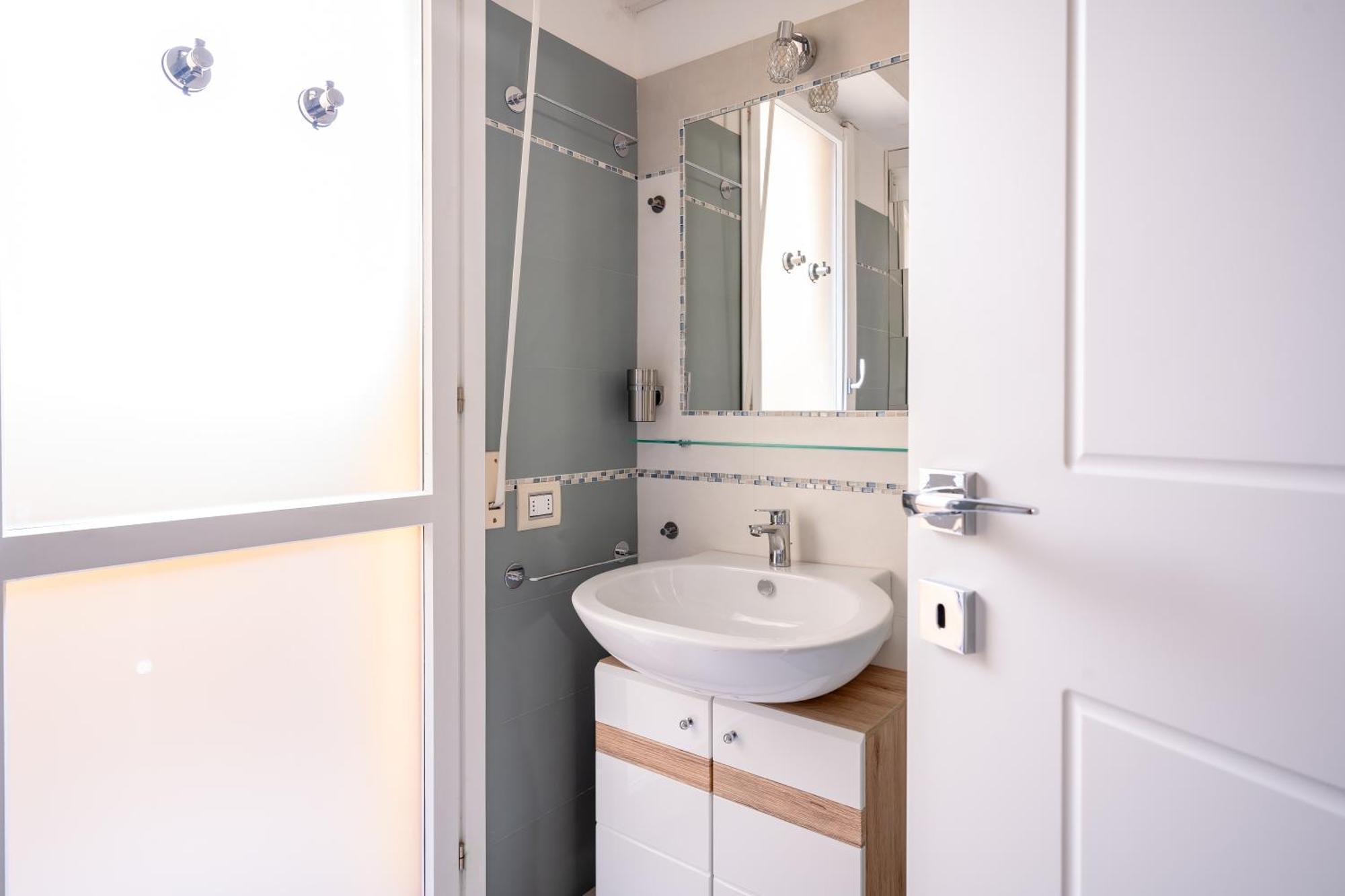 Kalbia Apartment Or Rooms Renovated, Functional, Intimate And More Cagliari Exteriör bild