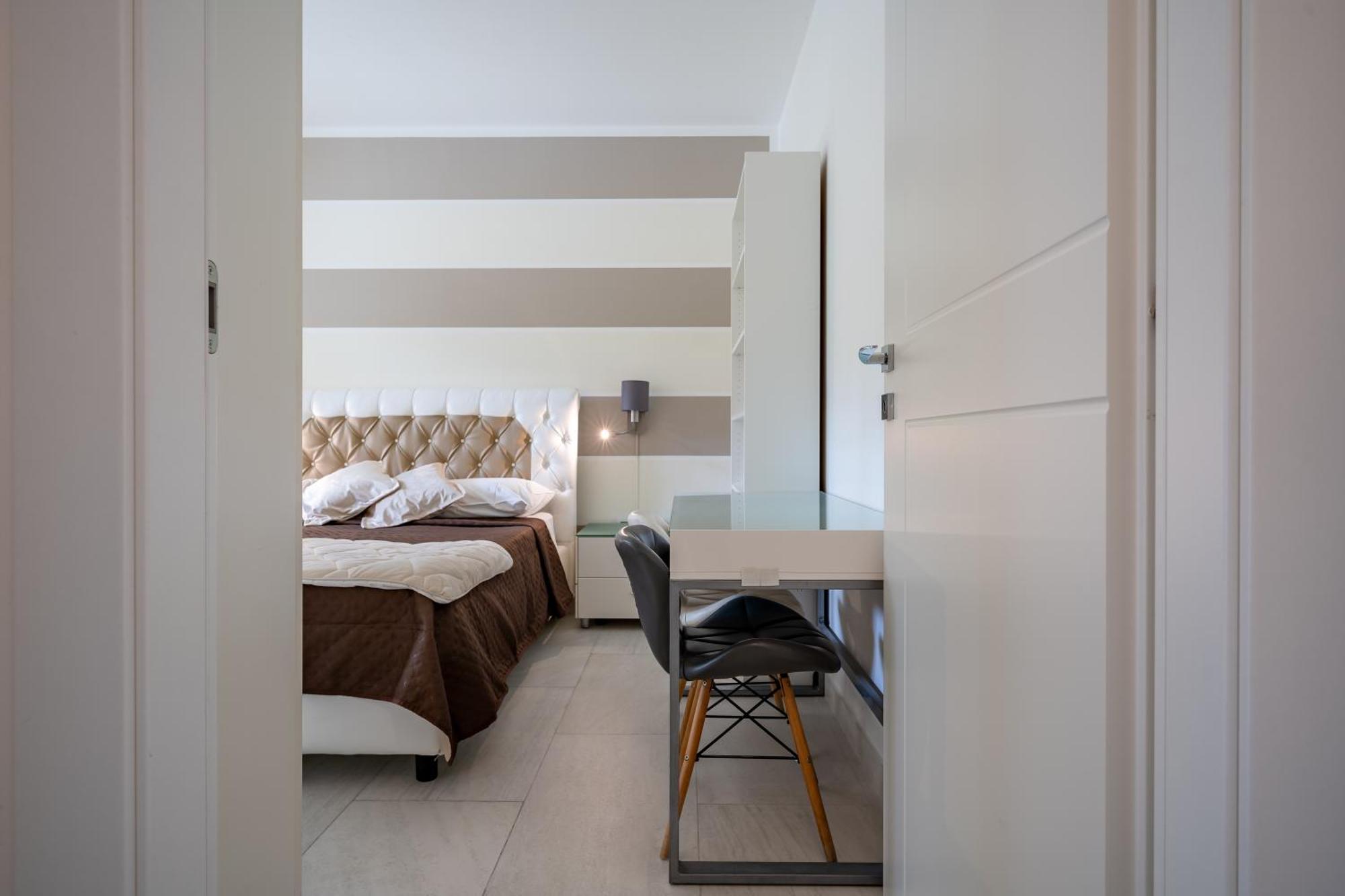 Kalbia Apartment Or Rooms Renovated, Functional, Intimate And More Cagliari Exteriör bild